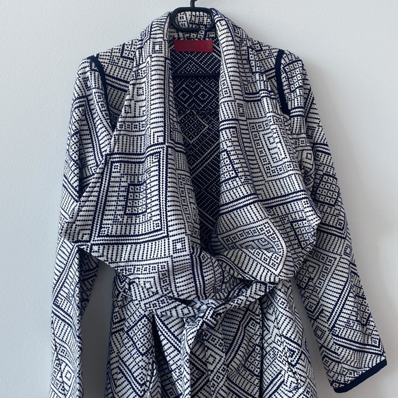 💖 Tigerlily Dritan Coat with tie belt 💖 - Picture 7 of 15